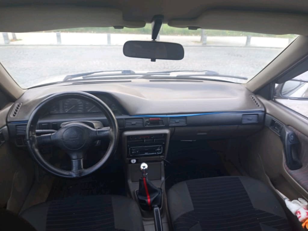 mazda 323 1.6 - 10