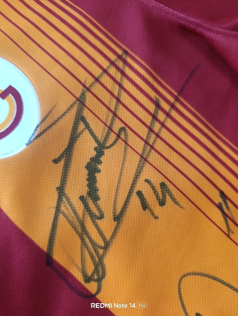 İmzalı Galatasaray Forması - 3