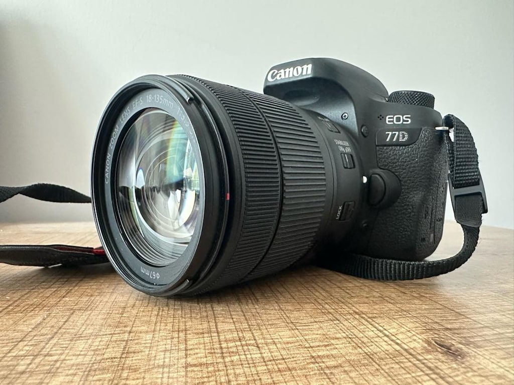 Canon EOS 77D + 3 lens tüm takım - 3