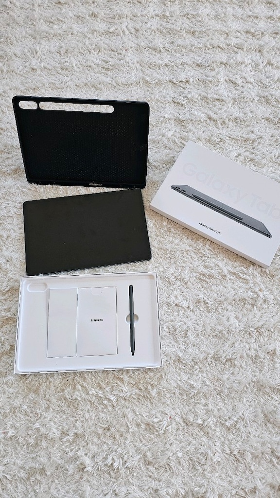 Jiletini Üzerinde S9 Fe+ Plus