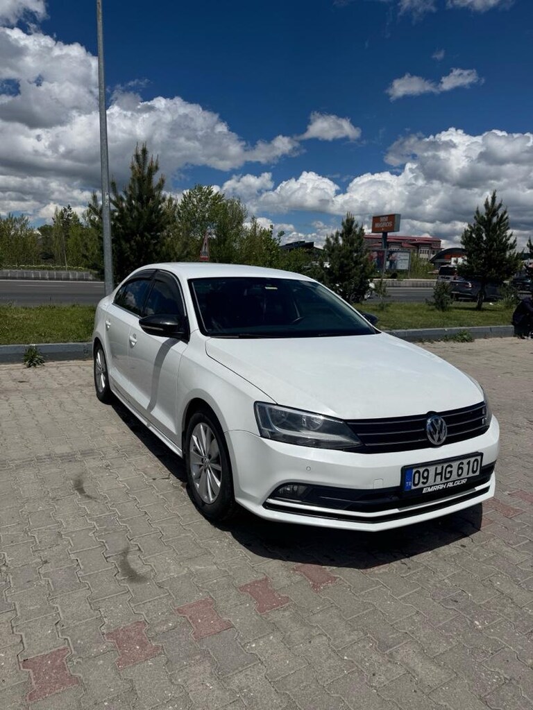 otomatik takaslı 2015 jetta manuel comfort - 2