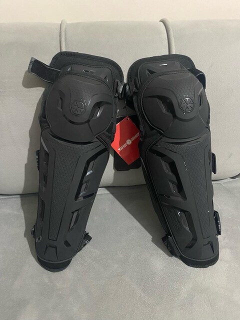 Scoyco K26 Motosiklet Mafsallı Dizlik – Ayarlanabilir, Korumalı sıfır