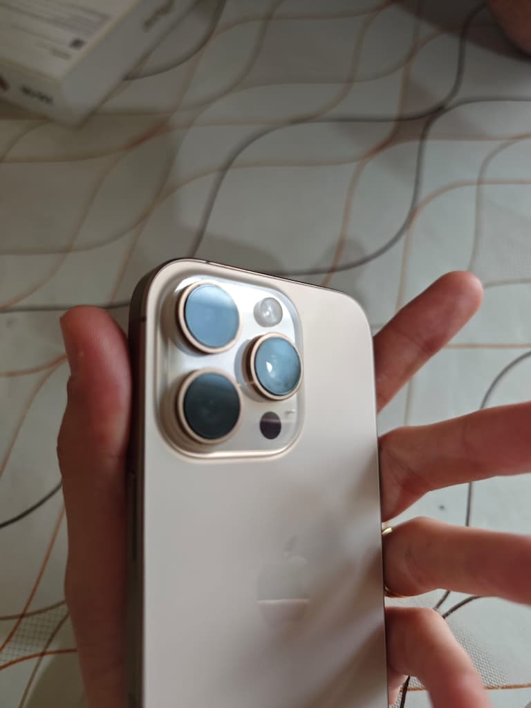 iPhone 16 Pro Max 256 GB Yurt içi 21 ay Garantili nokta hatasız pil100 - 4