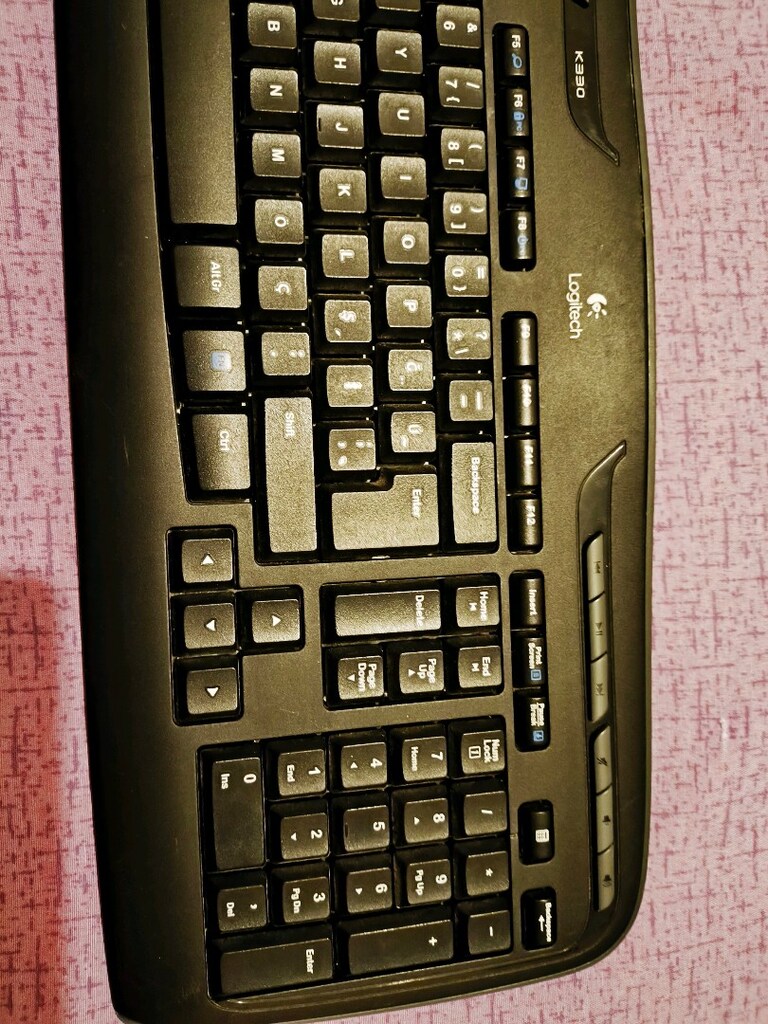 Logitech K330 - 4
