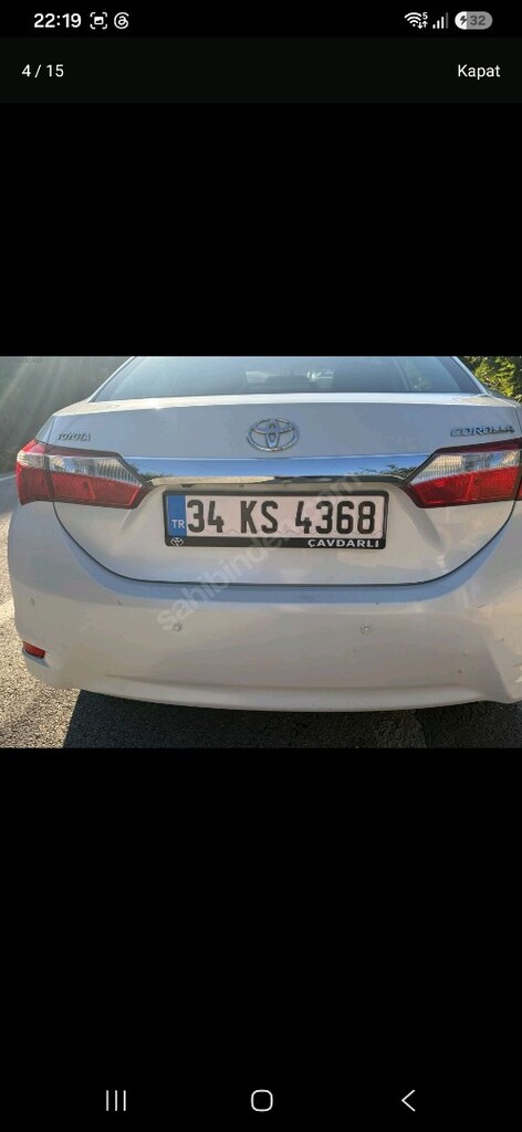 2014 model Toyota Corolla - 4