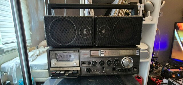 TOSHIBA RT-8740S Radyo Kasetçalar