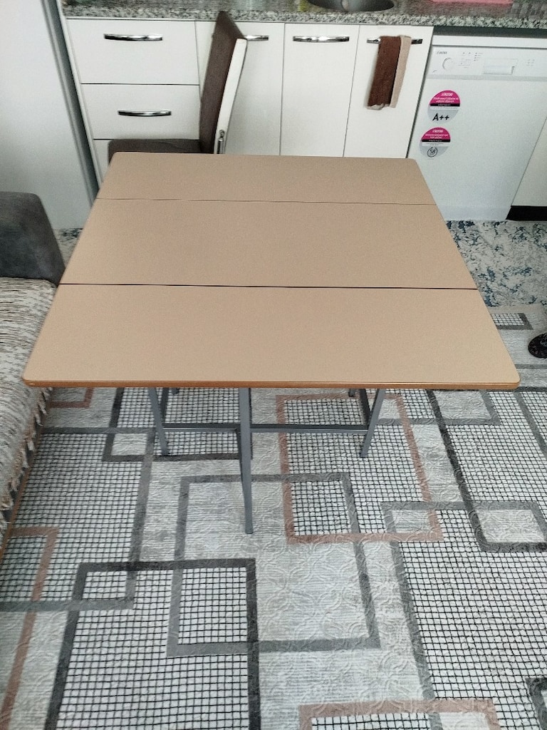 4 kişilik masa balkon masasi