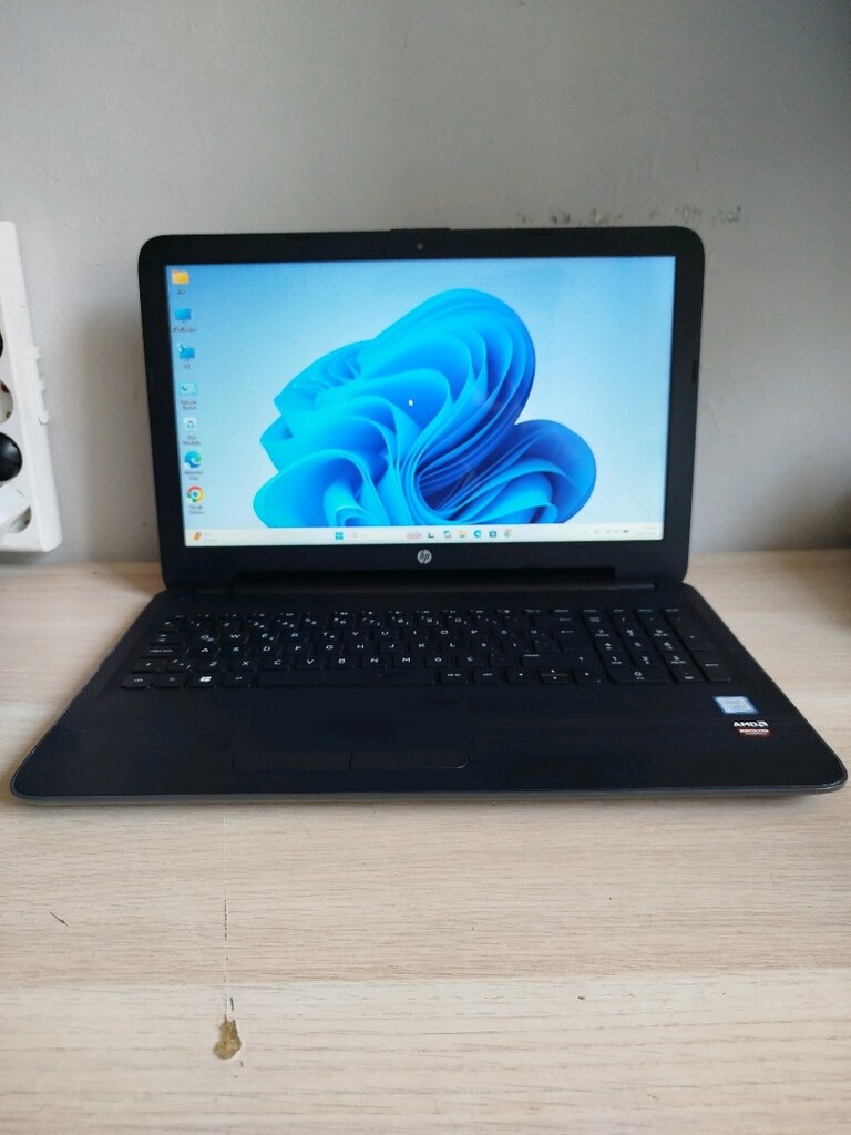 HP 250 G5 Intel i5-7200U/8GB/256GB/15.6" Notebook - 5