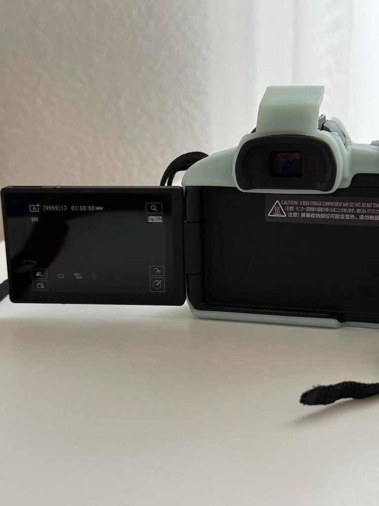 * Canon EOS R50 aynasız fotoğraf makinesi - 3