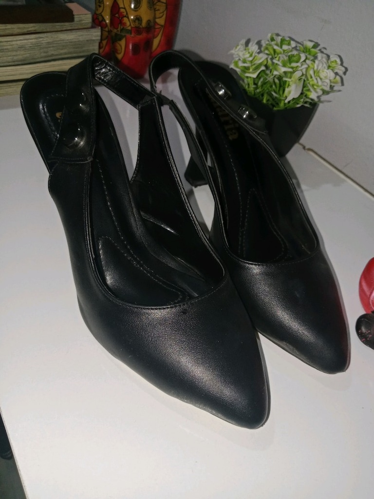 az kullanılmış stiletto - 2