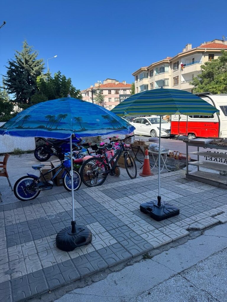 ADETİ:1.500 TL. SIFIR BİDONLU ŞEMSİYELER. - 4