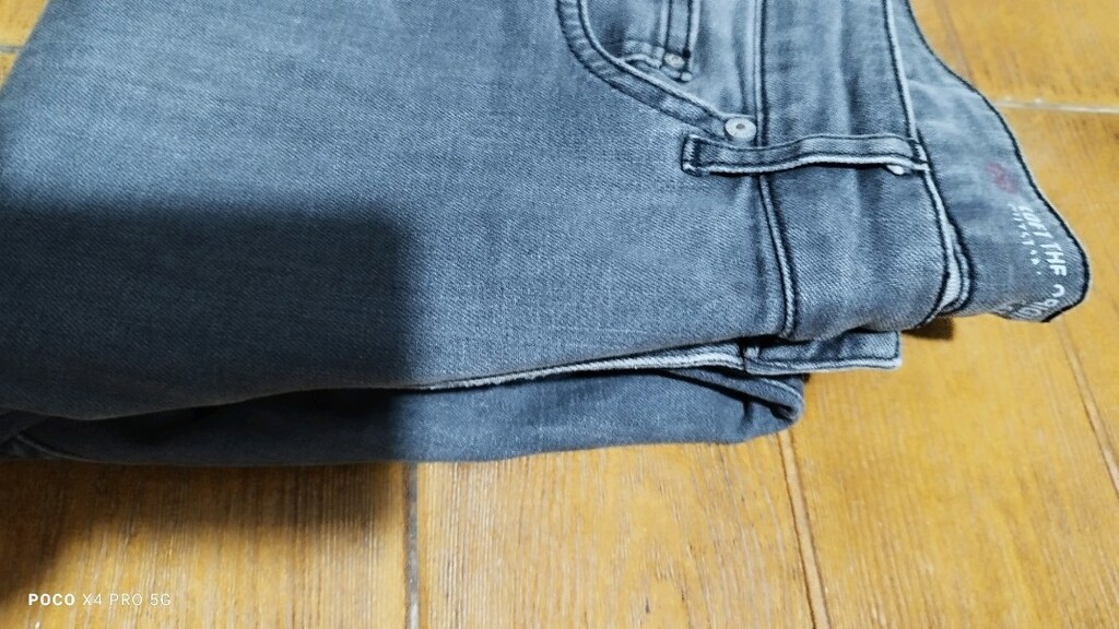 #Loft jeans pantolon..Arka cep yanı dikildi.Eni çekilince 41 Boyu 100 - 7