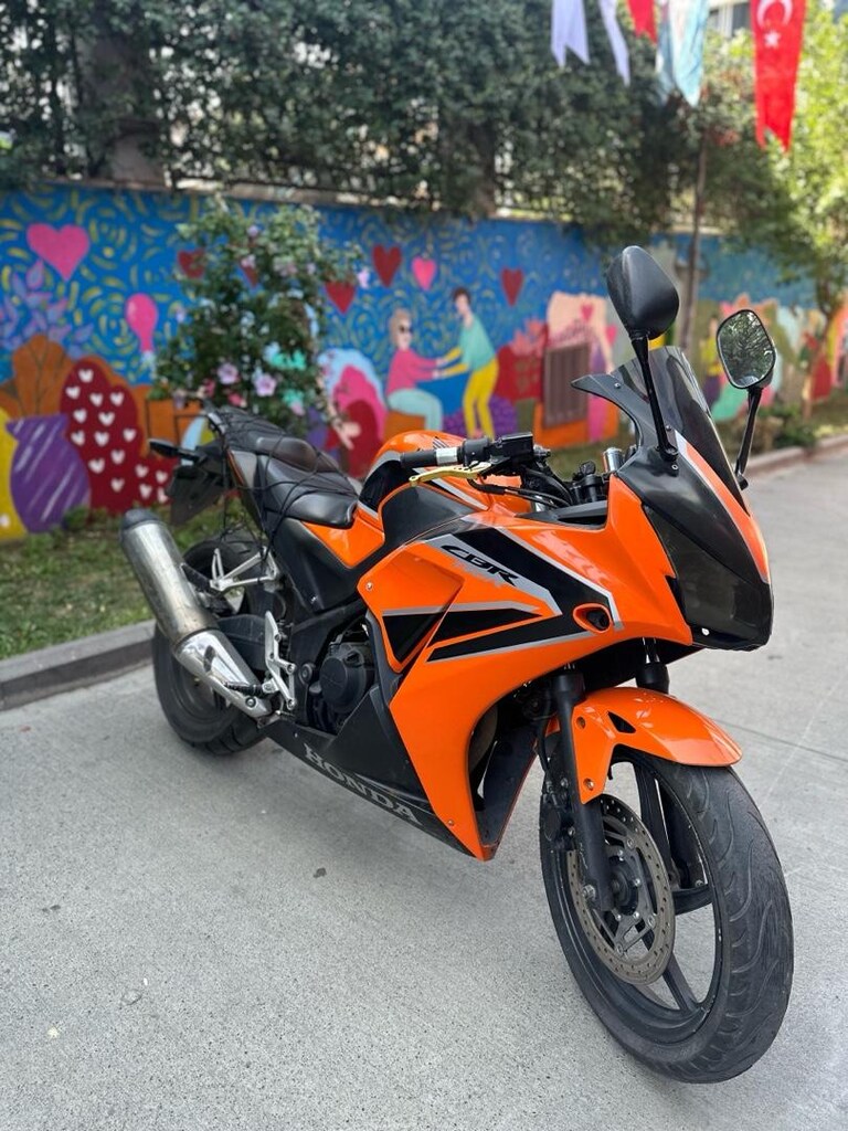 cbr 250r - 3