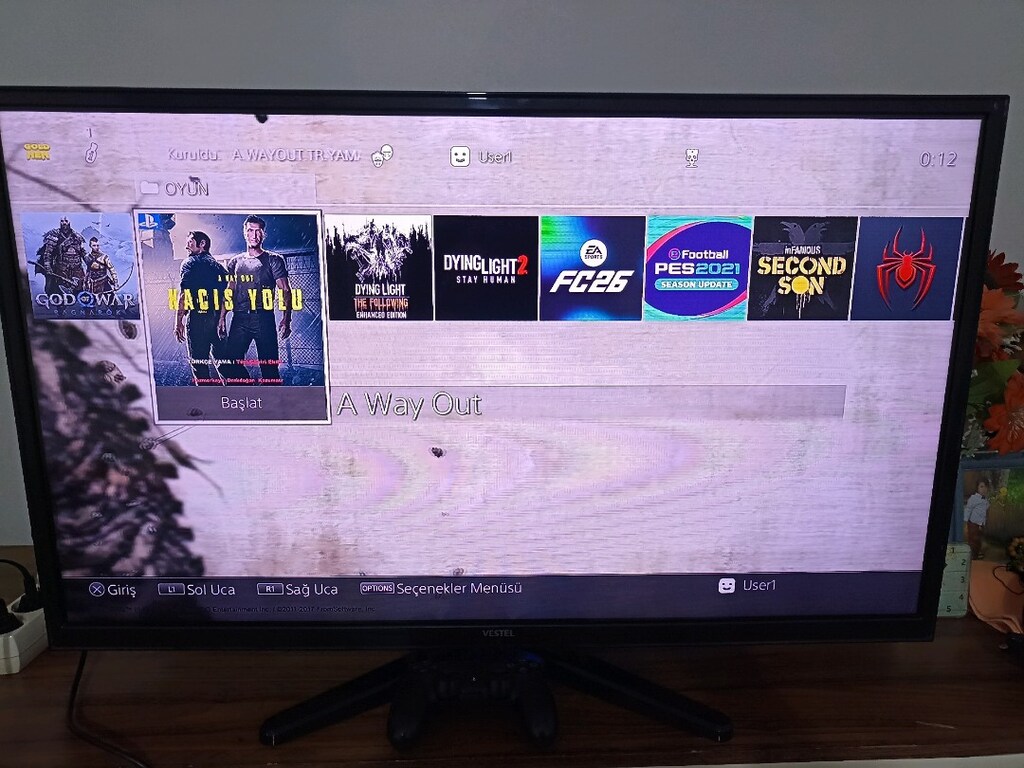 PS4 TEK KOL 1 TB HAFİZA 24 OYUN - 2