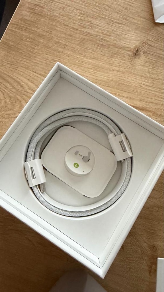 Temiz durumda Apple AirPods Pro 2 - 11