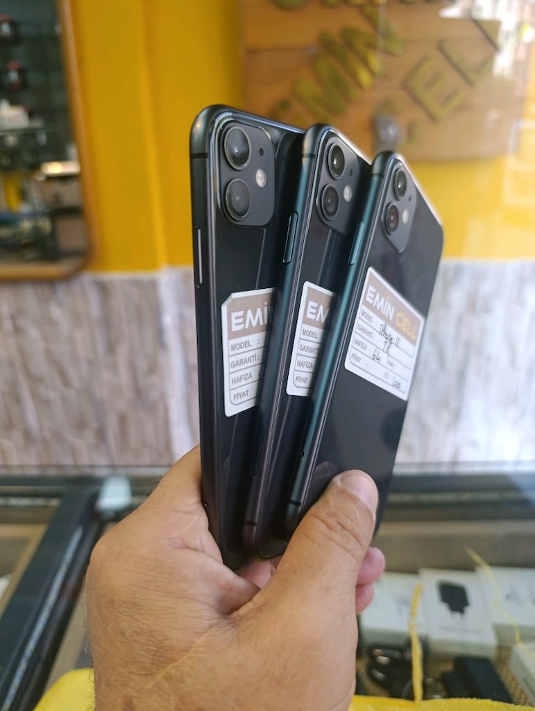 iPhone 11 TR - 4