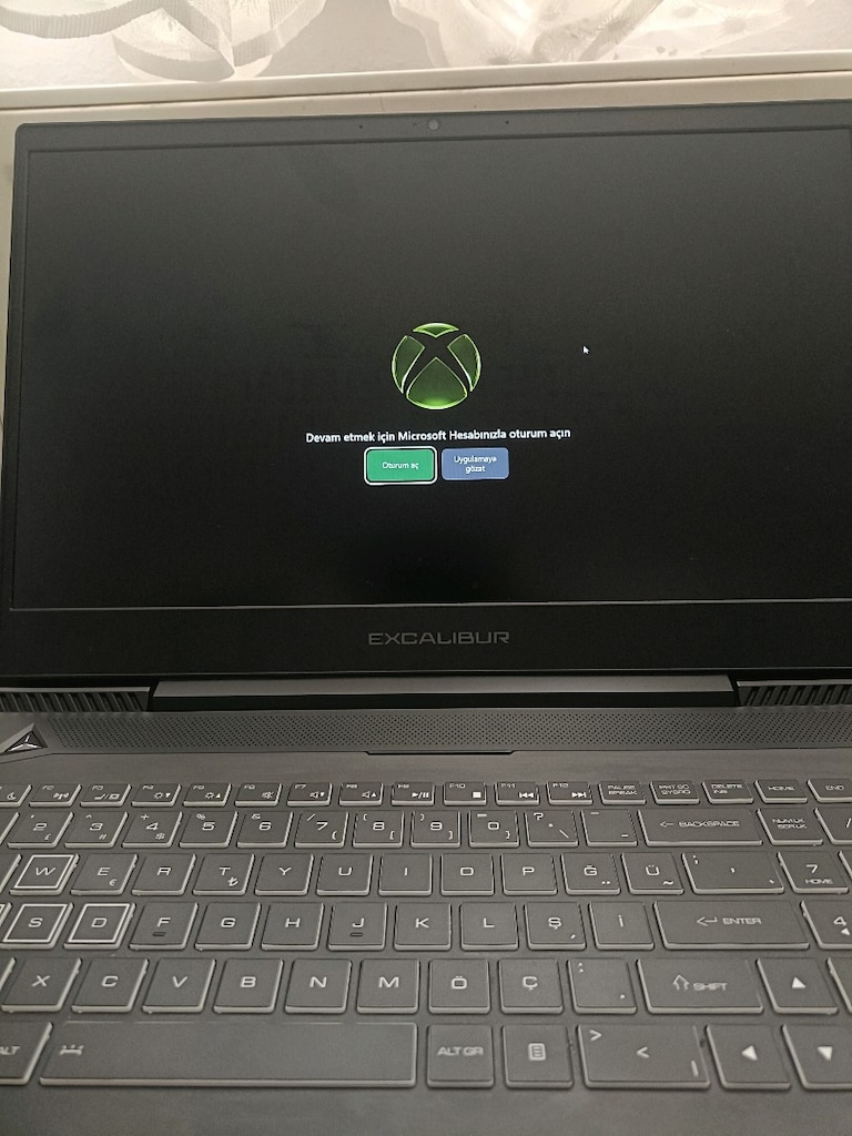 CASPER EXCALIBUR G770 i5-12450H |GTX - 5