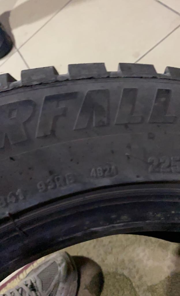 225/60 R17 Lastik - 3