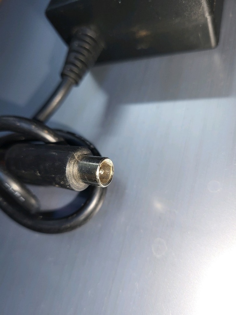 36 volt LİTYUM PİL İÇİN 42 VOLT 2 AMPER Mİİ SCOOTER ADAPTÖR 2EL - 4