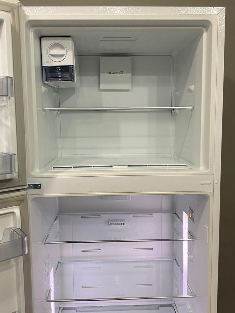 ARÇELİK NOFOSRT YENI MODEL MAVI IŞIKLI BUZDOLBI HEMEN TESLİM - 2