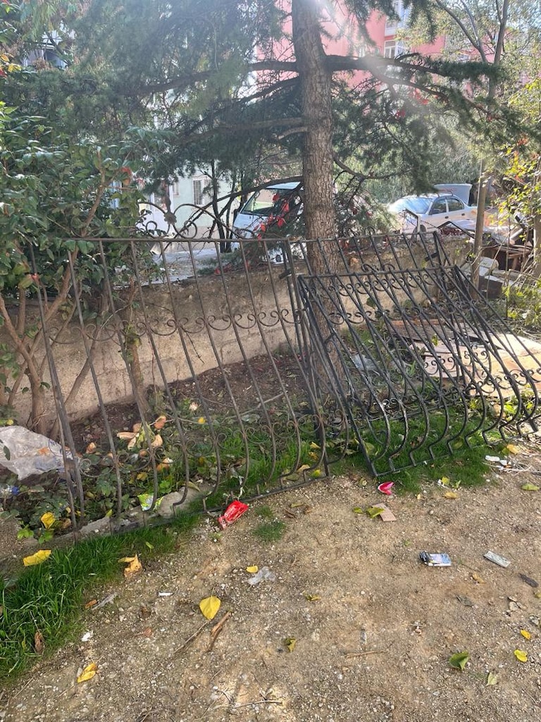 pencere korkuluğu - 2