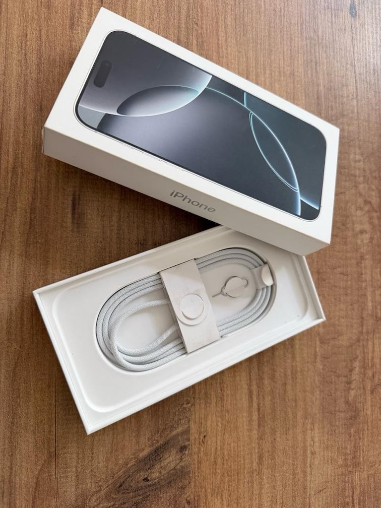 iPhone 16 ProMax 256 Beyaz Titanyum - 12
