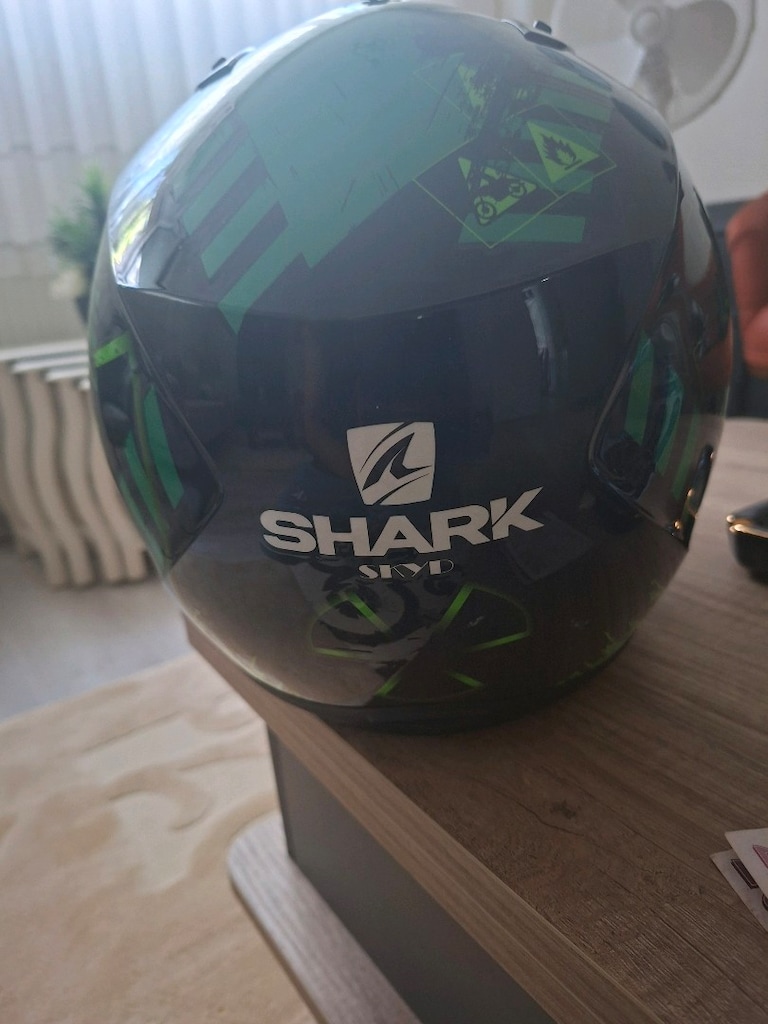 shark kask - 3