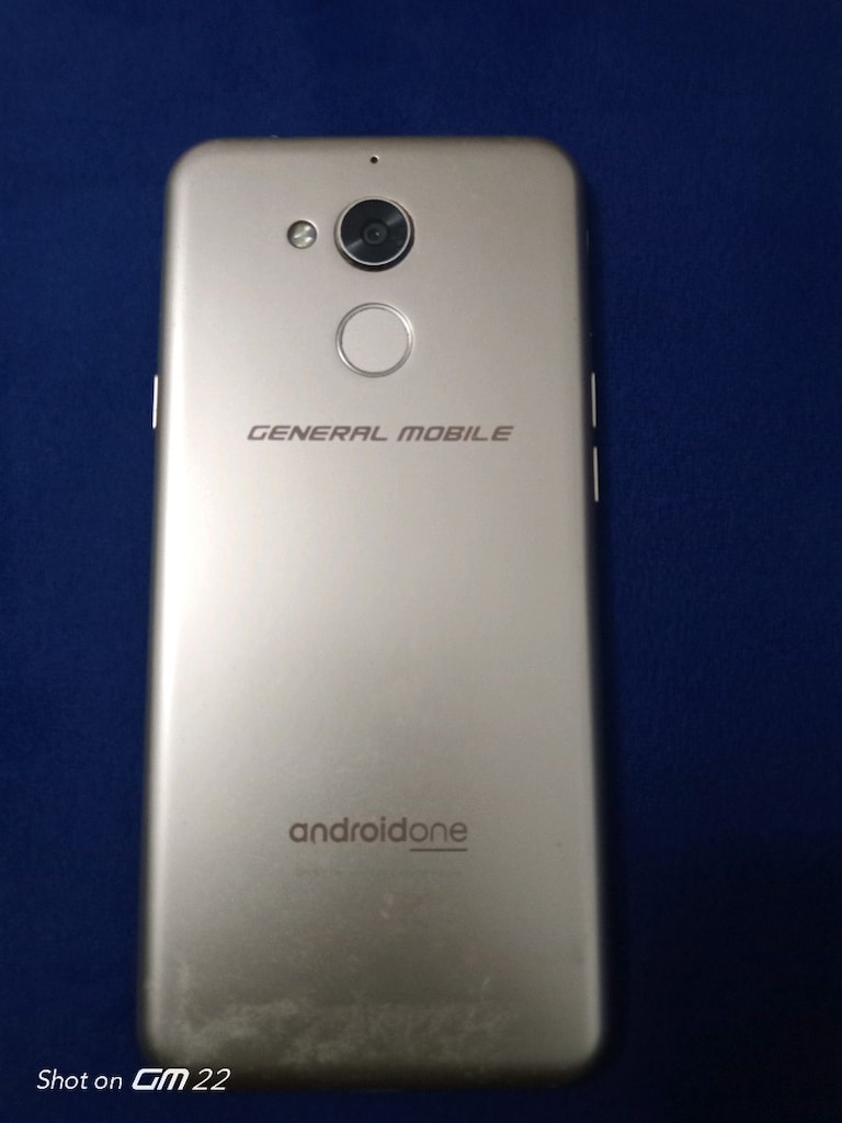 General Mobile GM 8 - 3