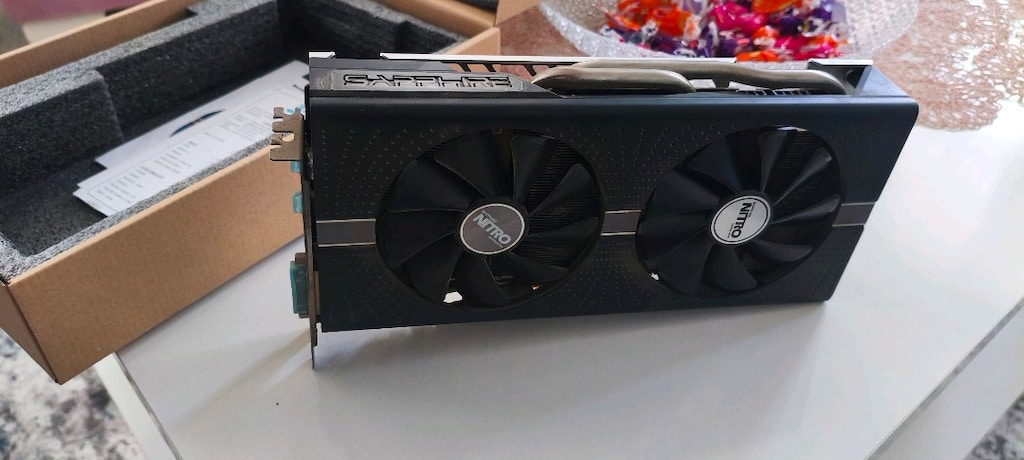 8gb SAPPHİRE NİTRO RX 570 256 BİT GDDR5 GAMİNG Rgb.( Montaj dahil) - 3