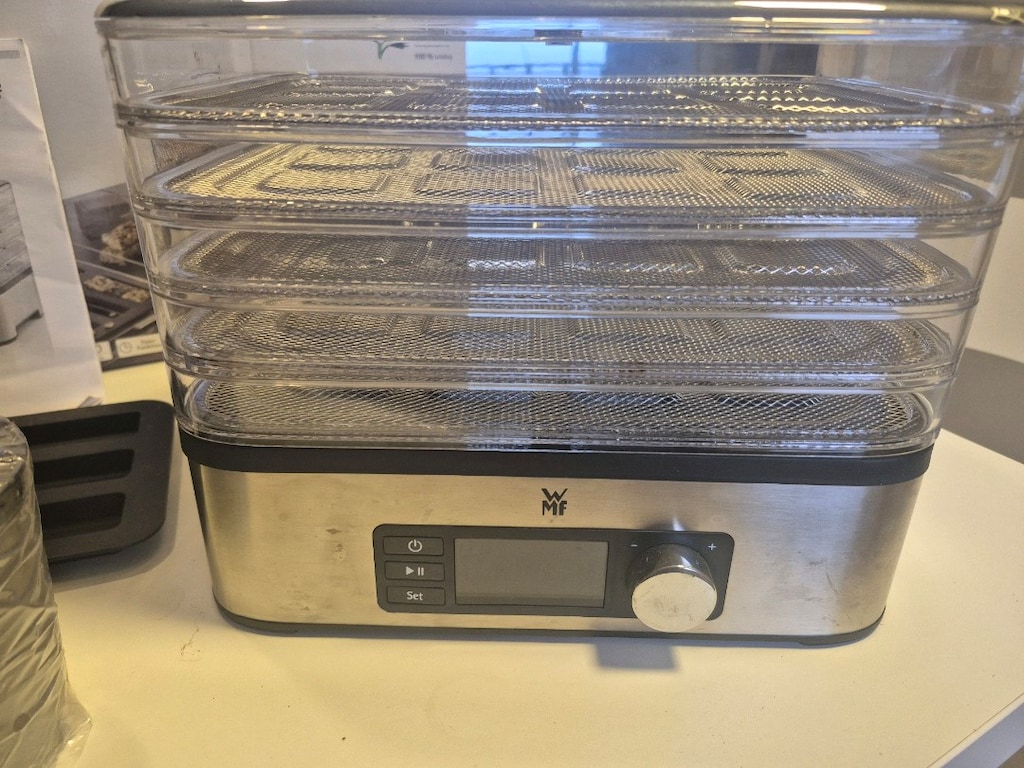 WMF Kitchenminis Meyve ve Sebze Kurutucu (Sadece 4-5 Kez Kullanıldı -