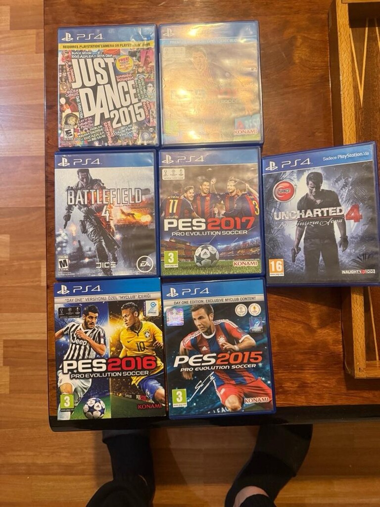 playstation 4 - 3