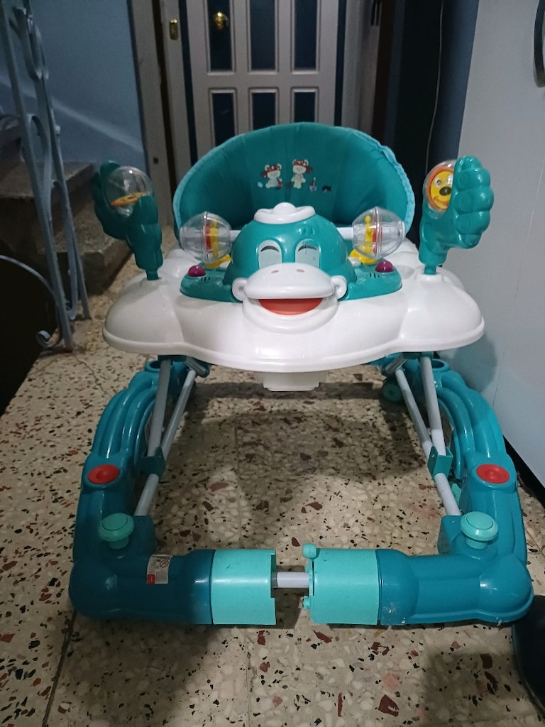 Bebek Yürüteci. - 2