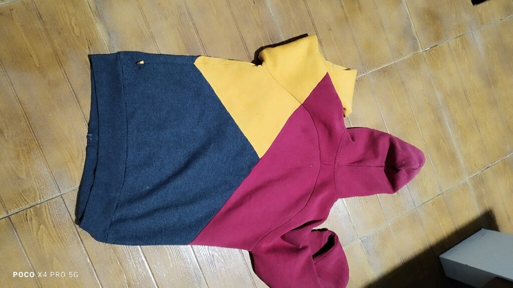#Galatasaray Store kapişonlu pamuklu sweat..İpi yok, rahatça takılır.. - 8