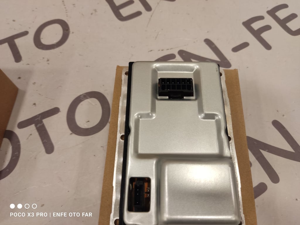 A4 XENON FAR BEYNİ LAD5G 89030461 12 PİN - 3