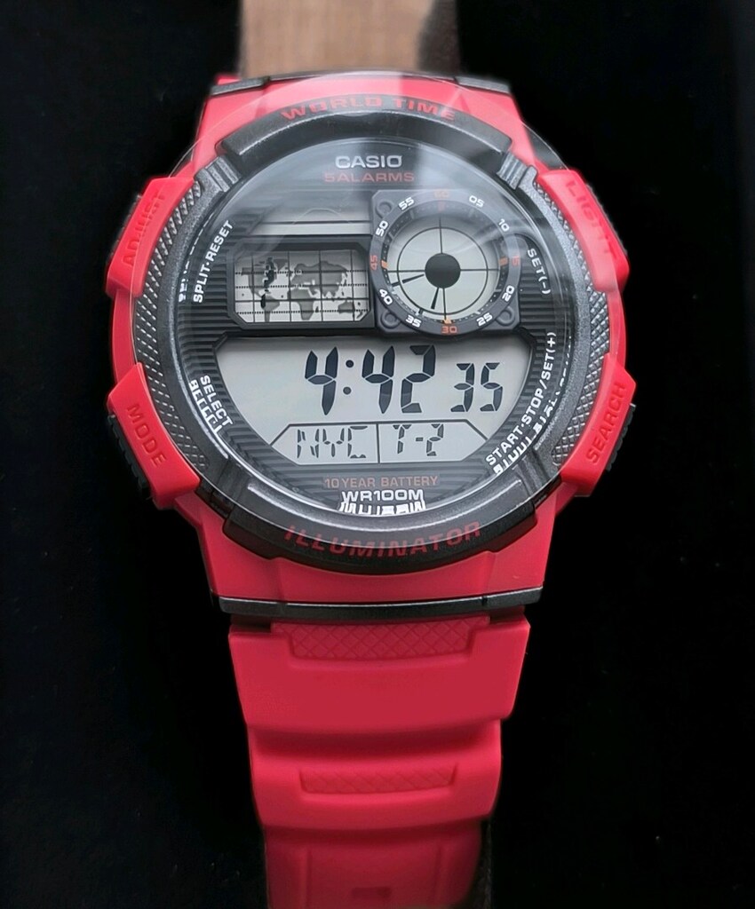 Casio Dünya Saatli Dijital Spor Kol Saati - 2