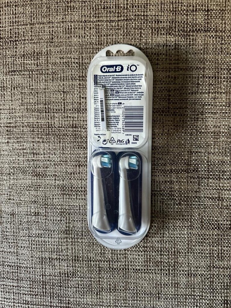 Oral-B İO ŞARJLI DİŞ FIRÇASI BAŞLIĞI