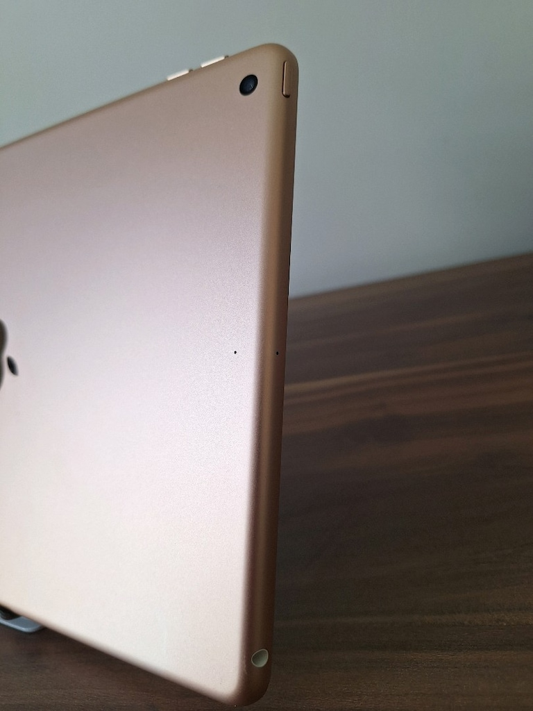 Temiz iPad 7. Nesil 32 GB Rose Gold - 3