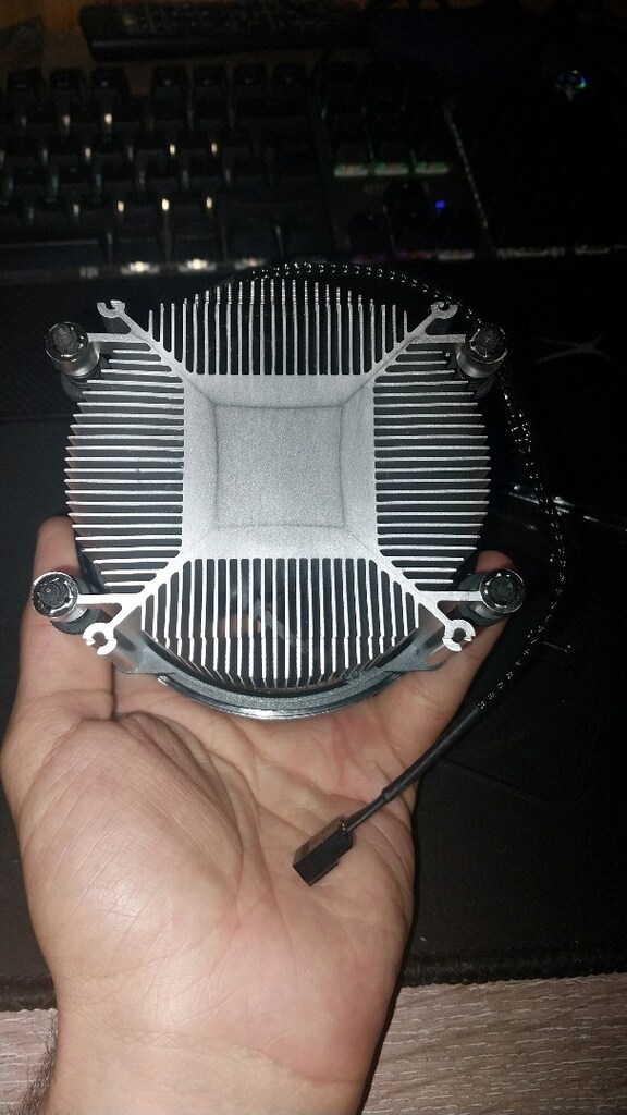 Amd Ryzen 5 3400 G - 6