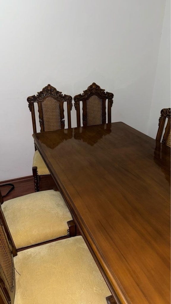 Ahşap Mobilya Takımı - 4