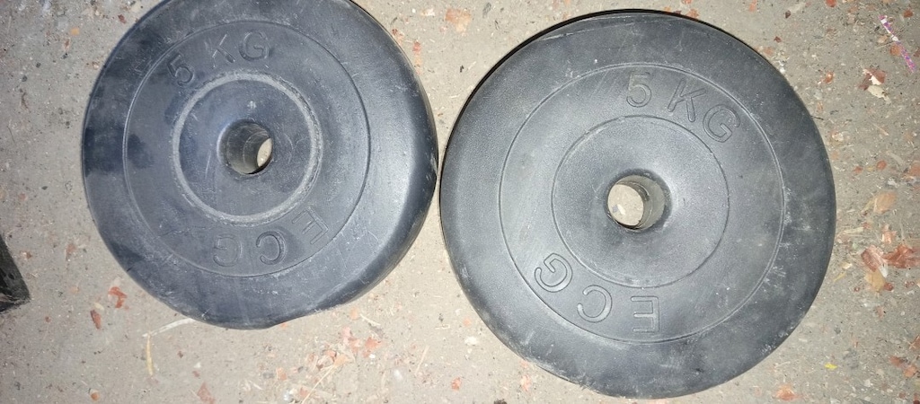 5 kiloluk dambıl boruları yok ara borusu yok. - 2
