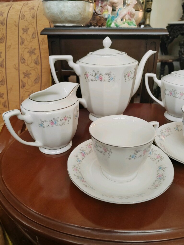 Damgalı iki kişilik kahve fincan takımı - 2
