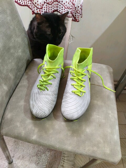 Nike Phantom Luna II Academy Fg/Mg FD6725 43 Numara Erkek Krampon