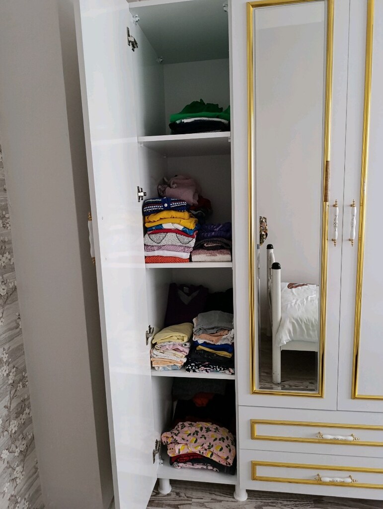 MDF Yapım 3 Kapılı 2 Çekmeceli Gardırop - 2