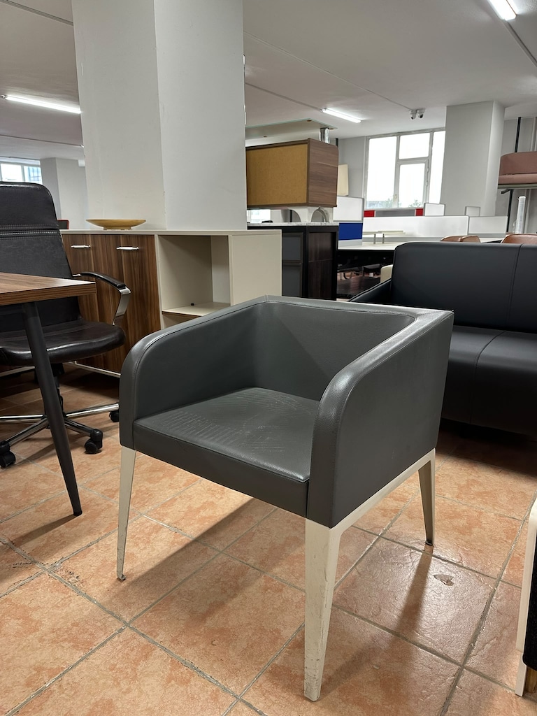 KLAS OFİS ÜSKÜDAR AHŞAP AYAKLI MİSAFİR BEKLEME KOLTUĞU - 2