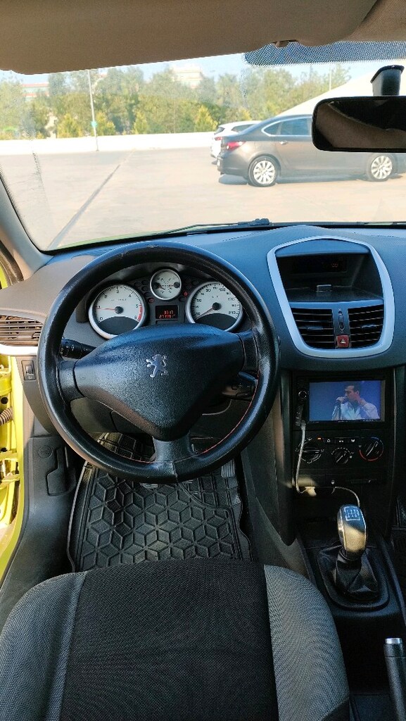 SAHİBİNDEN PEUGEOT 207 1.4 HDİ DİZEL - 11