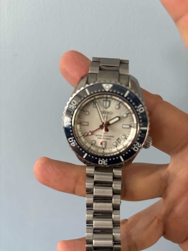 saat&saat firmasından alınan garantisi devam eden seiko x 300 mt diver