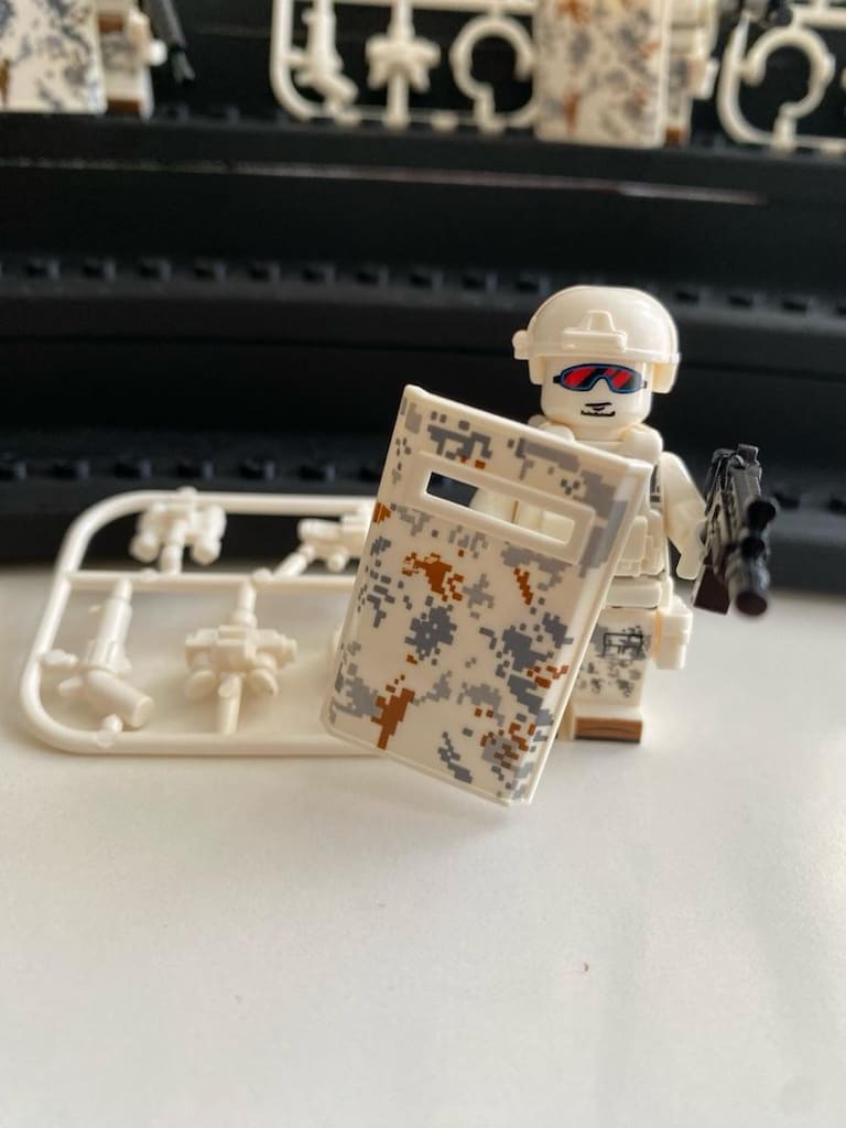Lego beyaz swat asker - 9