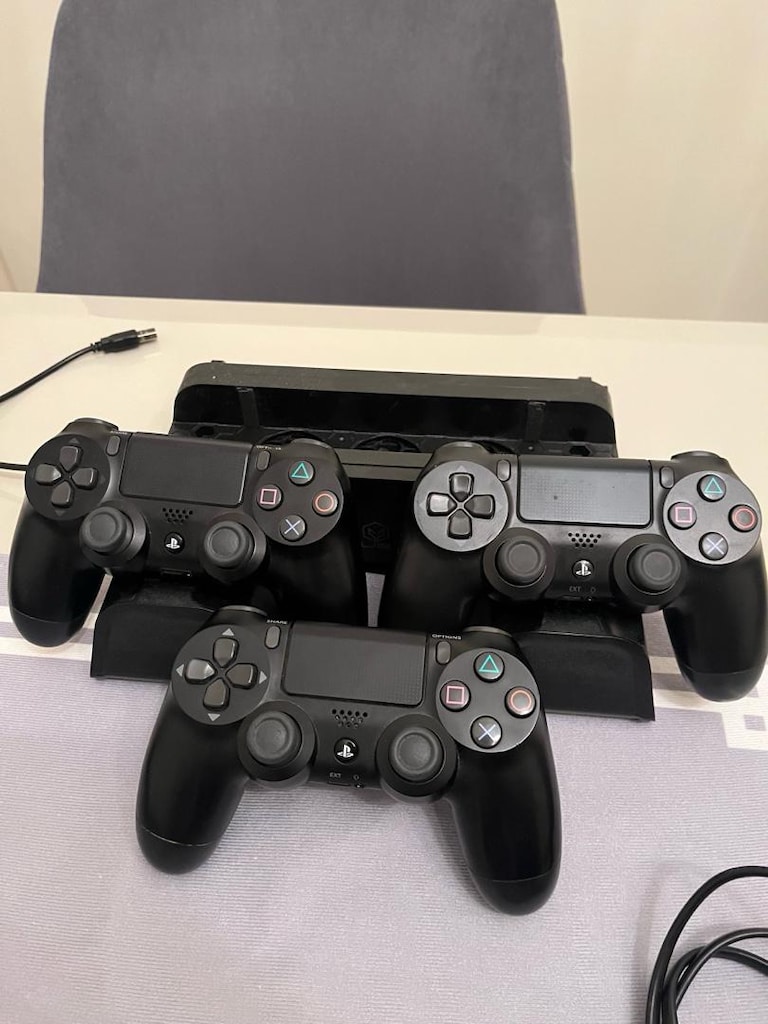 PS4 SLİM 500 GB + 3 KOL + SOĞUTUCU FAN - 2