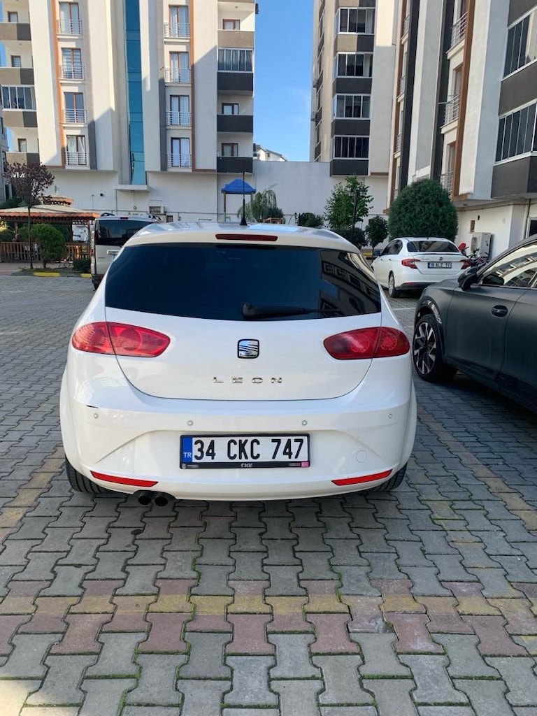 Seat leon 1.4 tsi benzin 2011 model - 2