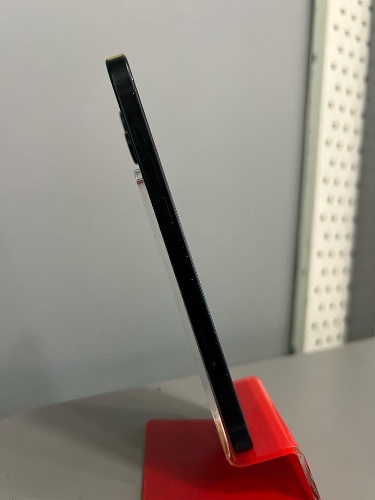 İPhone 15 Plus 128GB - 6
